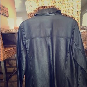 Eddie Bauer Leather Jacker Size Small